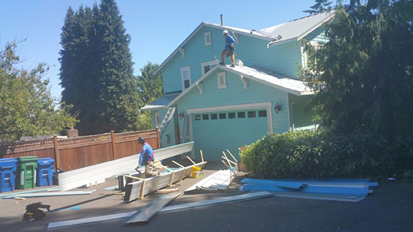 Achtens Roofing On the Job